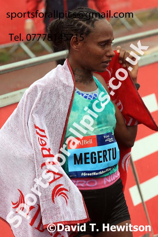 Women, 2024 AJ Bell Great North Run.  Photo: David T. Hewitson/Sports for All Pics